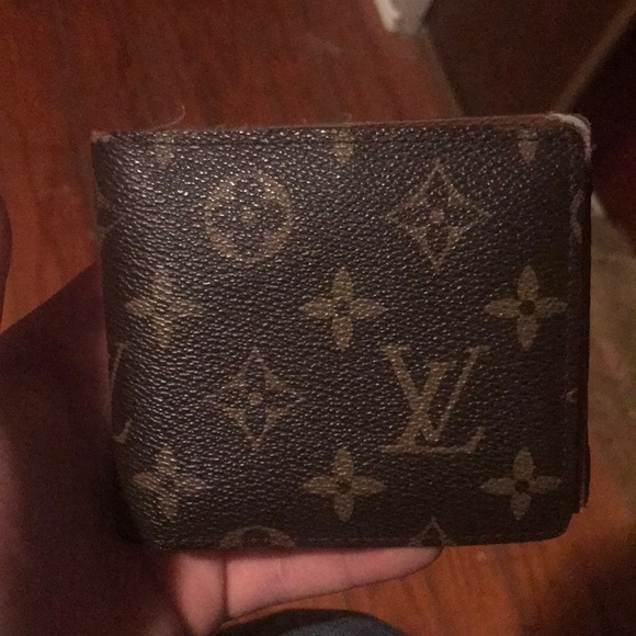 Louis Vuitton men’s wallet - Picture 2 of 4
